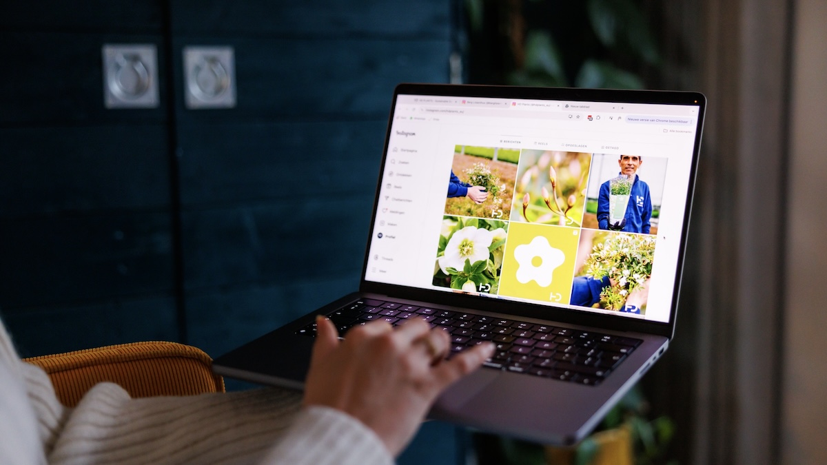 Laptop met social media van HD Plants, ontwikkeld door Pull Position