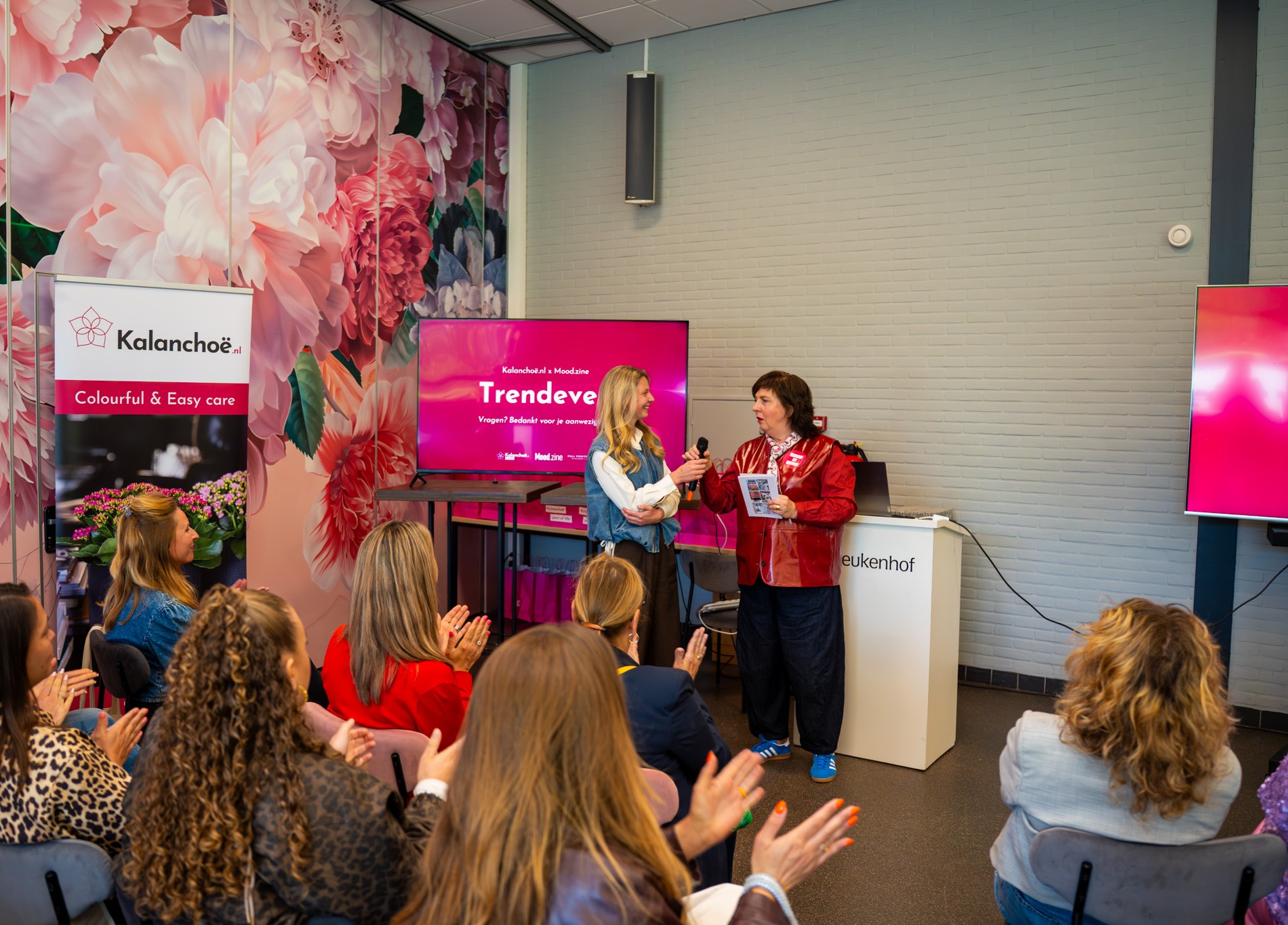 Linda de Ruijter en Carin Frijters tijdens Trendevent